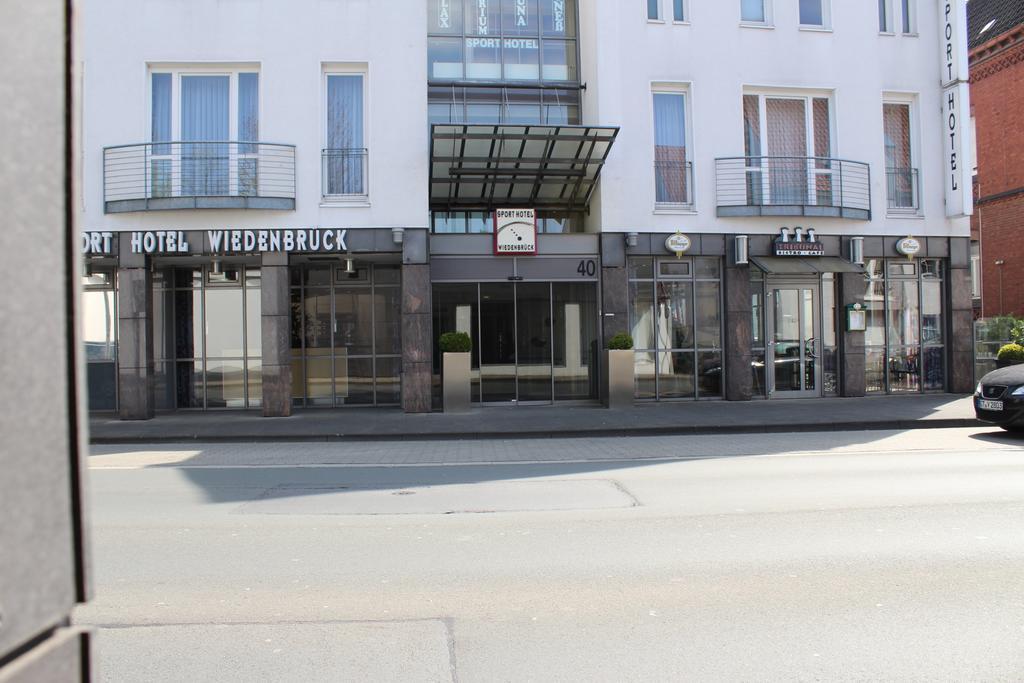 Sporthotel Wiedenbrueck Rheda-Wiedenbrück Esterno foto