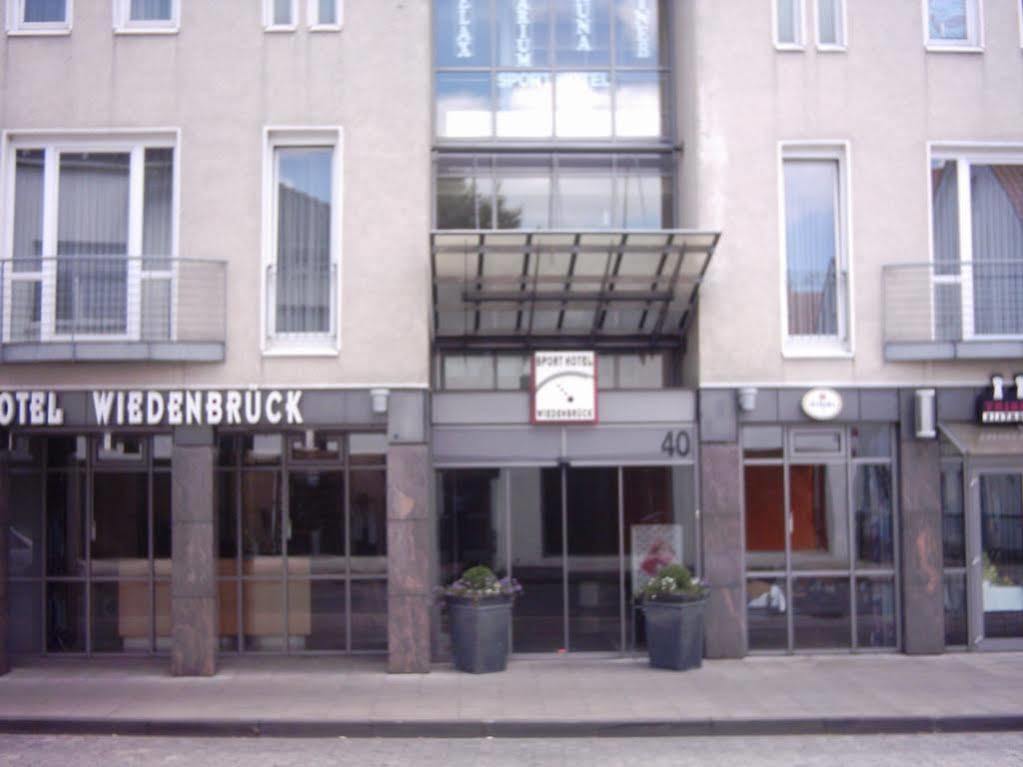 Sporthotel Wiedenbrueck Rheda-Wiedenbrück Esterno foto
